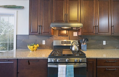 Beaver Dam House | The Gatsby Getaway - A Charming 100-Year-Old Lakeside Retreat in Beaver Dam!