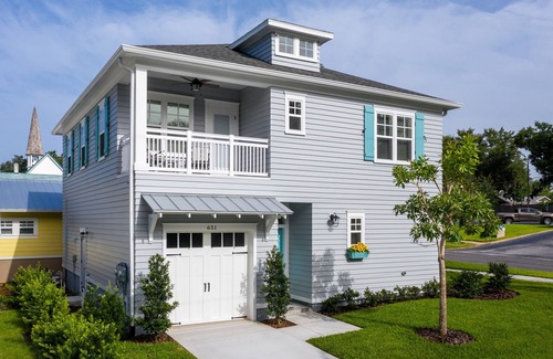 Mount Dora House | The Gertrude * 3 min walk to Downtown Mt. Dora!