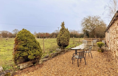 Pentney Cottage | The Gig House - Relaxing Spa Break