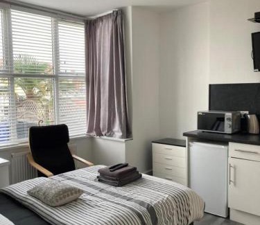 Cleethorpes House | The Gladson Guesthouse