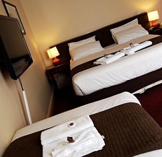 Hawthorn Hotel | The Glenferrie Hotel Hawthorn