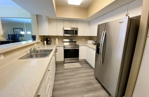 Sunny Isles Beach Condo | The Gloria on the Beach! 1BR/1BA Beachfront Condo!