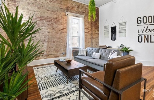 Siloam Springs Apartment | The Good Vibes Suite is perfect for that weekend getaway or an extended stay!