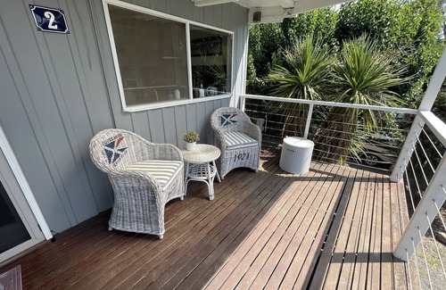 Goughs Bay House | The Goughs Bay Lake House