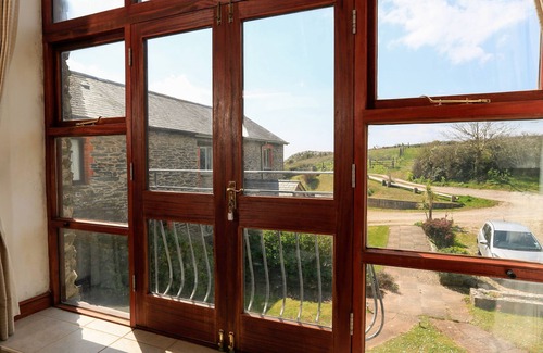 Bolberry Cottage | THE GRANARY (MALBOROUGH), pet friendly, with a garden in Malborough