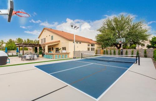 Gilbert House | The Grand Saguaro Amazing Gilbert Home