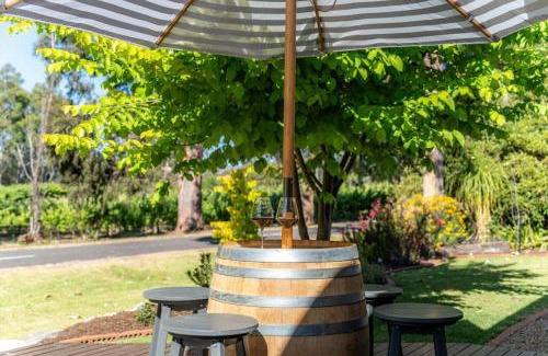 McLaren Vale House | The Grape Escape Location and style on Shiraz Trail