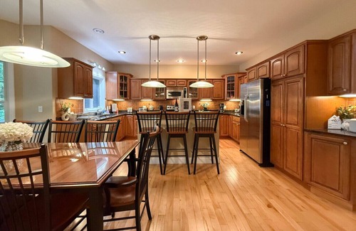 North Conway House | The Great Escape | 6100 ft.² | Theater | Hot Tub