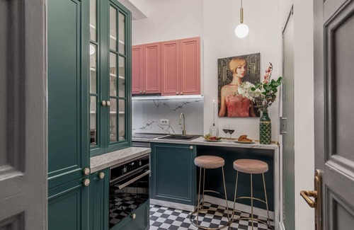 Bucharest City-Centre Condo | The Great Gatsby