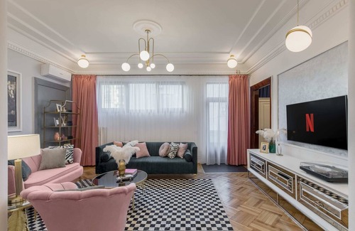 Bucharest City-Centre Condo | The Great Gatsby