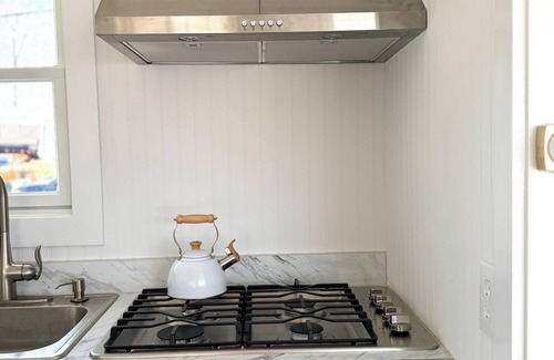 Town of Southold Town Cottage | The Greenport Beach Cottage: 3 Min Walk to Beach, 1 mile to Town