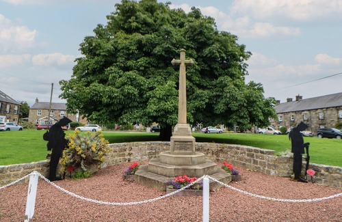 Wark Cottage | The Grey Bull Apartment