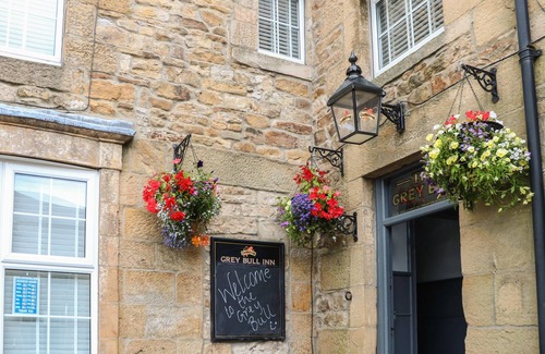 Wark Cottage | The Grey Bull Apartment