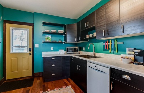 Kingfield House | The Grocery Store Unique Renovation 2BR in Kingfield