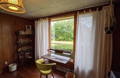Addison House | The Groovy Lake House