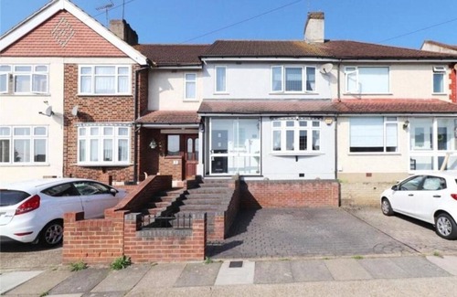 Barnehurst Apartment | The Grove self-contained Garden Suite