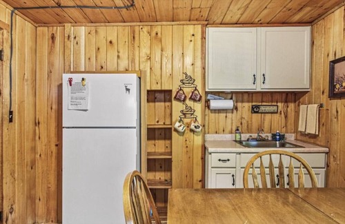 Three Lakes House | The Guest Cabin Holiday Home