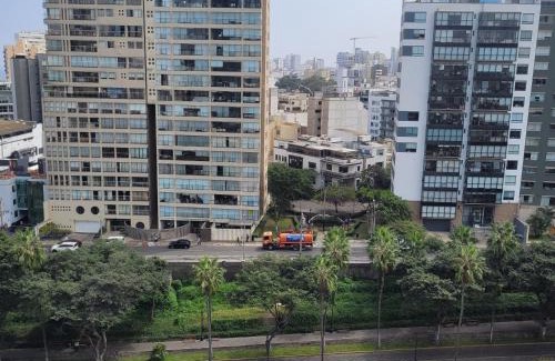 Petit Jean Ocharan Apartment | The Guest House 1 at the booming center of Miraflores, Lima - Peru