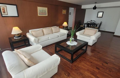 Petit Jean Ocharan Apartment | The Guest House 1 at the booming center of Miraflores, Lima - Peru