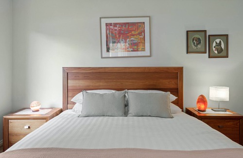 Pascoe Vale House | "The Gums" Charming 3-bed Family Home