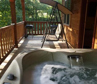 Genoa Ski Chalet | The Hampton - An Amish Built Deluxe Log Cabin