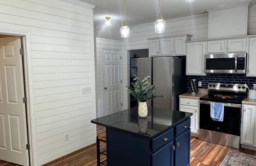 Seneca House | The HART of Tiger Town! Lakefront home less than 4 miles to Clemson University