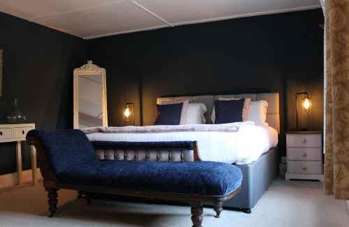 Hatch Beauchamp Bed & Breakfast | The Hatch Inn