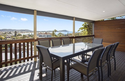 Terrigal House | The Haven Beach House 6 bedroom 4 bathroom home overlooking Terrigal beach