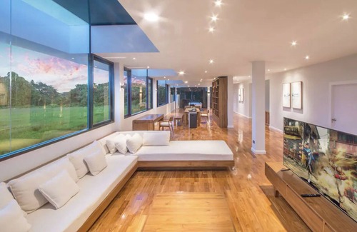 San Sai Villa | The Haven by YiZen - 7BR Luxury Pool Villa