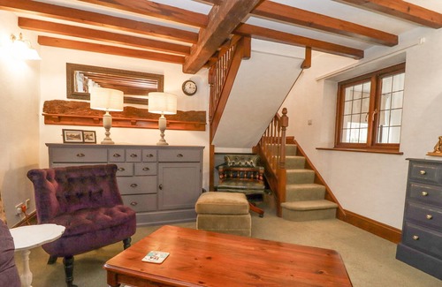 Cuddesdon Cottage | THE HAVEN COTTAGE, family friendly, with a garden in Wheatley