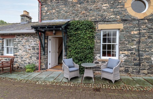 Thirlmere Cottage | THE HAYLOFT, romantic, character holiday cottage in Keswick