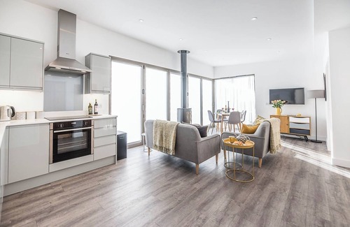 Colchester Apartment | The Haywain, Flatford