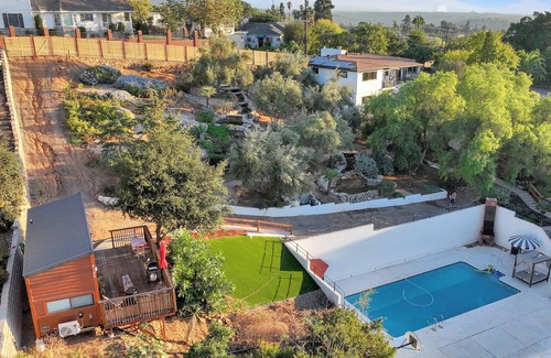 Mount Helix House | The Helix Retreat - Private home w trails, pool, river, tiny home & pool house.