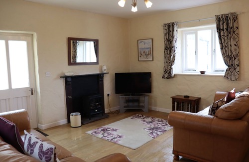 Pembroke Apartment | The Hen House, Portclew Cottages
