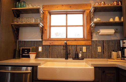 Pony House | The Henry House in Historic Pony Montana
