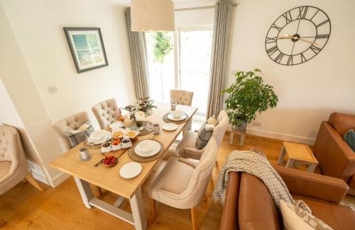 West Laroch Villa | The Heronry Hideaway with luxury hot tub