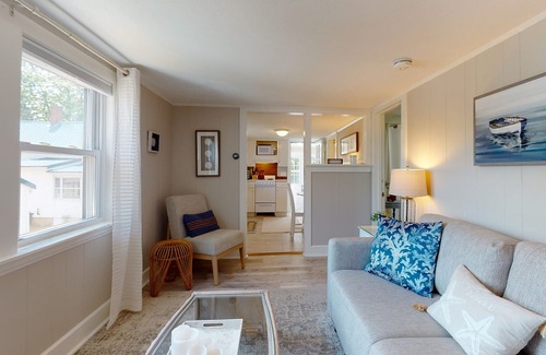 Pine Point Cottage | The Hidden Cove by Bayley Vacation Rentals