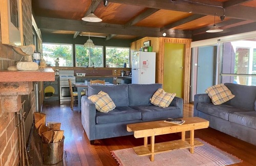 Bawley Point House | "The Hideaway", a handcrafted beach shack with modernist sensibilities. n