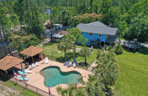 Pass Christian House | The Hideaway At Pass Christian PRIVATE POOL