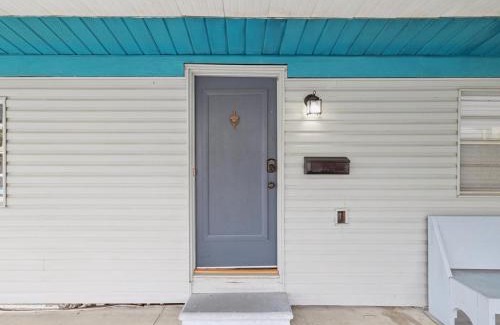 Weeki Wachee Gardens House | The Hideaway at Weeki Wachee