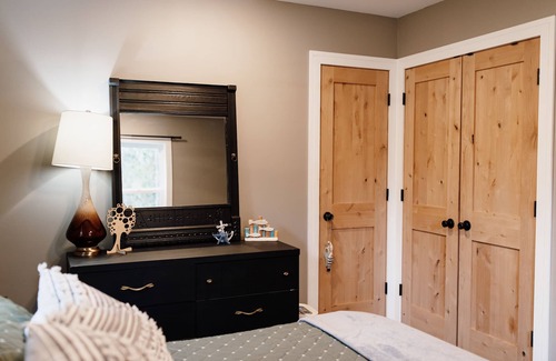 Siren House | The Hideaway /-/ Retreat on Clam lake