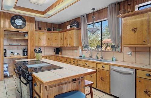 Hunt House | The Hill Country River Retreat in Hunt, Sleep 32