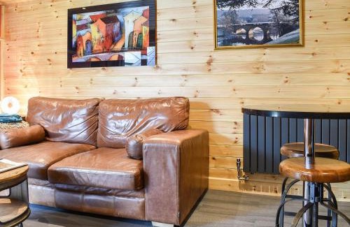 Holestone Moor House | The Hollies