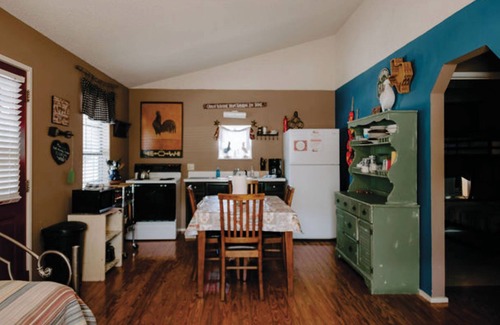 Rio Frio Cabin | The Hondo Cabin @ Whiskey Mountain - 2 BD/1 Bath Great Location!