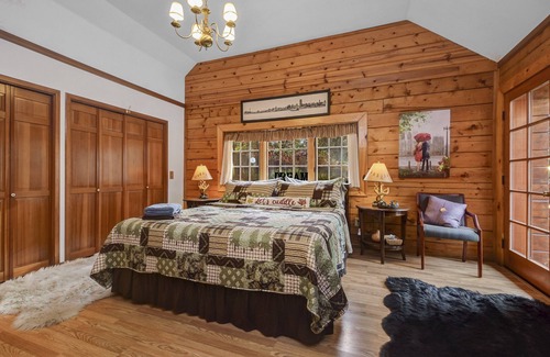 Snohomish Cabin | 🍯The Honey Bear Cabin In The Woods w/hot tub🌲🐻