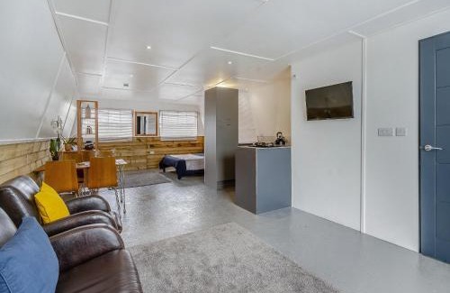 Pentrefelin House | The Honey Pod - Uk44780