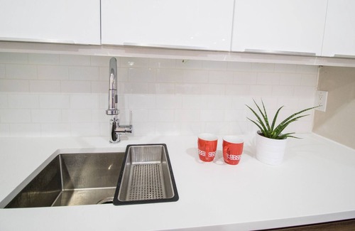 Lower Lonsdale Condo | The House Of Blond. 2 bedroom 2 bathroom