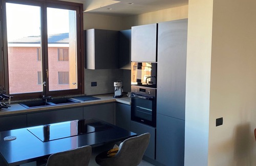 Concorezzo Apartment | [The House of David] Milan Monza