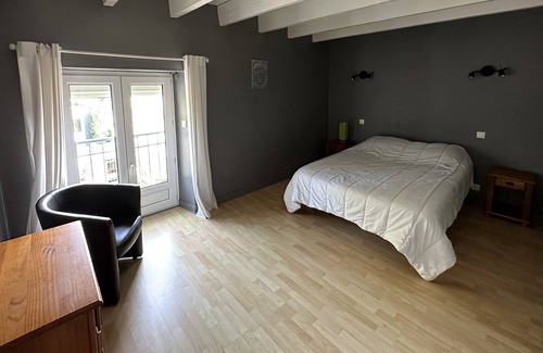 Miniac-Morvan House | The house of oak 3