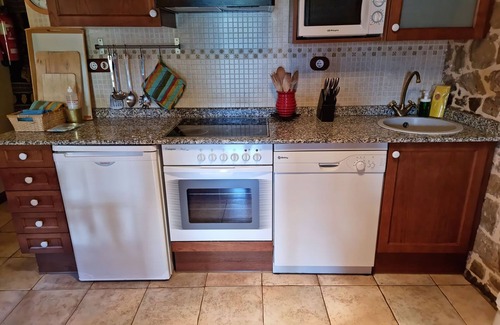 Tudes Cottage | The House of the Chimneys for 4 people